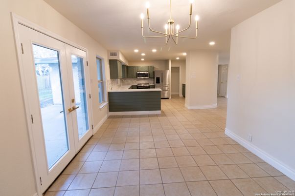 Chandelier, Interior, Kitchen, Recessed Lighting, Stainless Steel Appliances