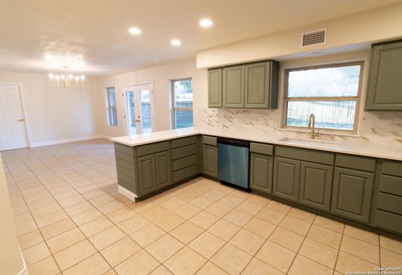 Chandelier, Interior, Kitchen, Recessed Lighting