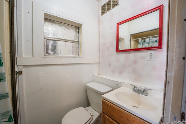 Bathroom, Interior