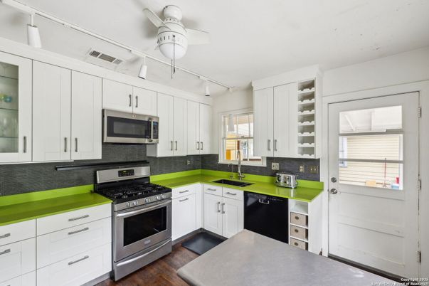 Interior, Kitchen, Stainless Steel Appliances, Wood Texture Flooring