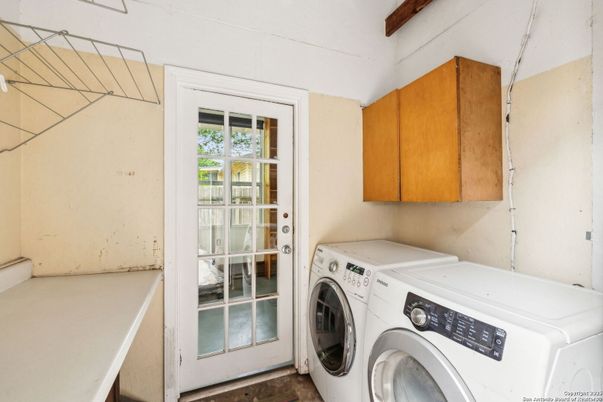 Interior, Washer