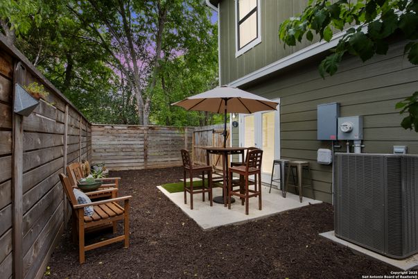 Backyard, Exterior