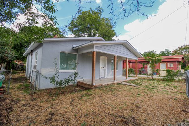 Backyard, Exterior
