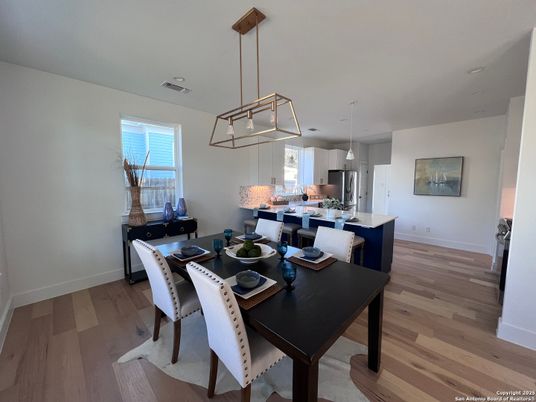 Dining room, Interior, Kitchen, Pendant Lights, Recessed Lighting, Wood Texture Flooring