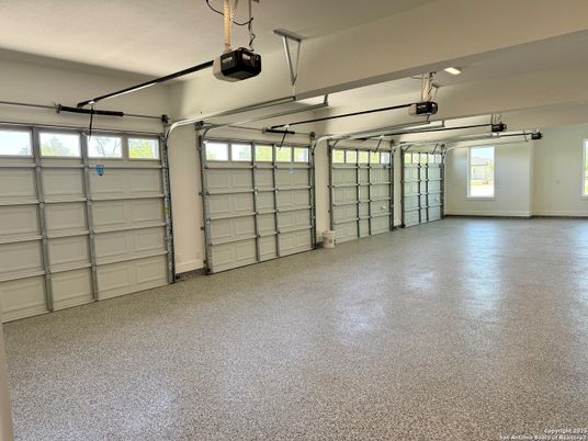 Garage, Interior