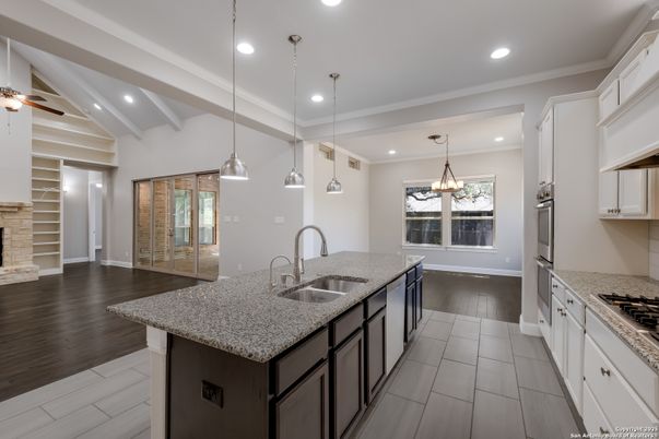 Interior, Kitchen, Pendant Lights, Recessed Lighting, Wood Texture Flooring
