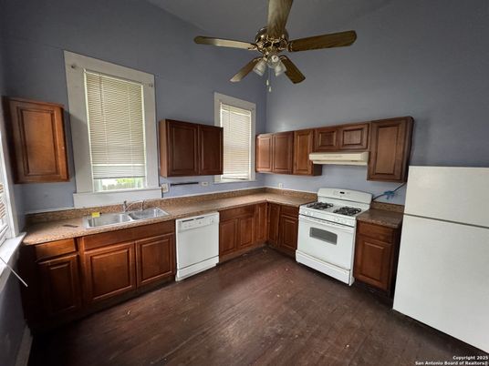 Interior, Kitchen, Wood Texture Flooring