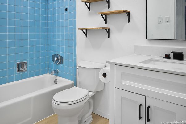 Bathroom, Interior, Wood Texture Flooring