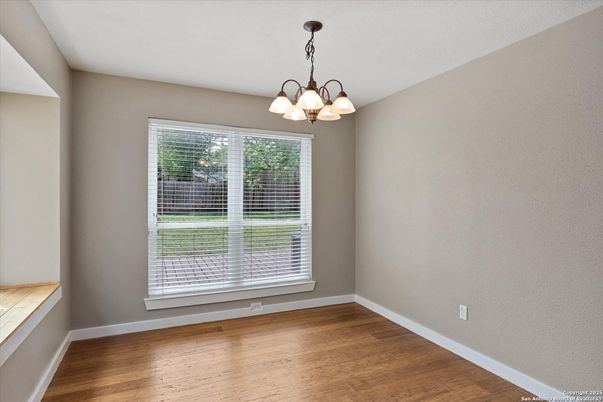 Chandelier, Empty room, Interior, Wood Texture Flooring