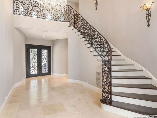 Chandelier, Interior, Recessed Lighting