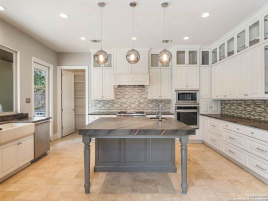 Interior, Kitchen, Pendant Lights, Recessed Lighting, Stainless Steel Appliances