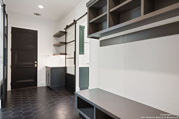 Interior, Recessed Lighting