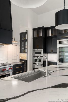 Interior, Kitchen, Pendant Lights, Stainless Steel Appliances