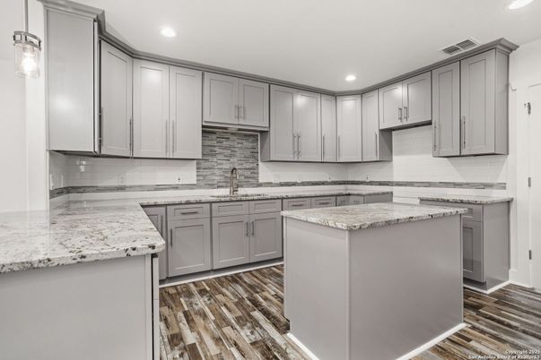 Interior, Kitchen, Pendant Lights, Recessed Lighting, Wood Texture Flooring