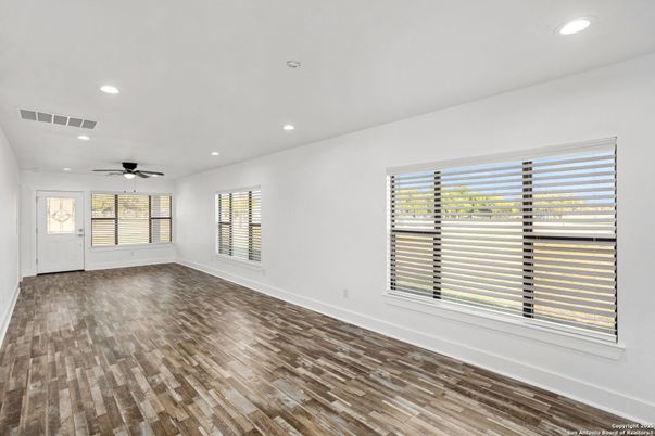 Empty room, Interior, Recessed Lighting, Wood Texture Flooring