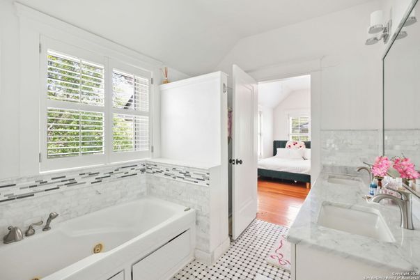 Bathroom, Bedroom, Dual Sink Vanities, Interior, Wood Texture Flooring