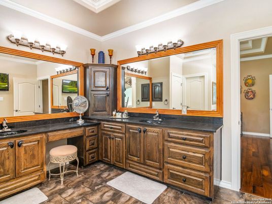 Bathroom, Dual Sink Vanities, Interior, Wood Texture Flooring