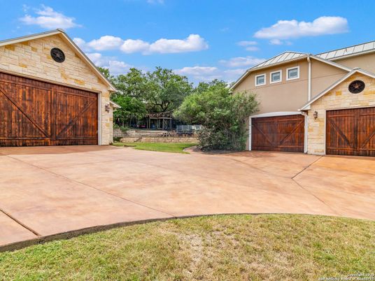 Backyard, Detached Garage, Exterior