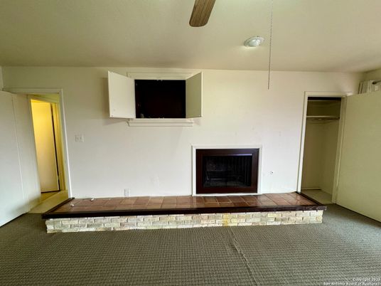 Empty room, Fireplace, Interior