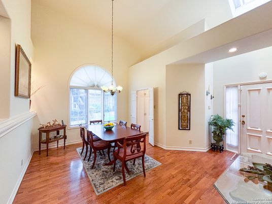 Chandelier, Dining room, Interior, Recessed Lighting, Wood Texture Flooring