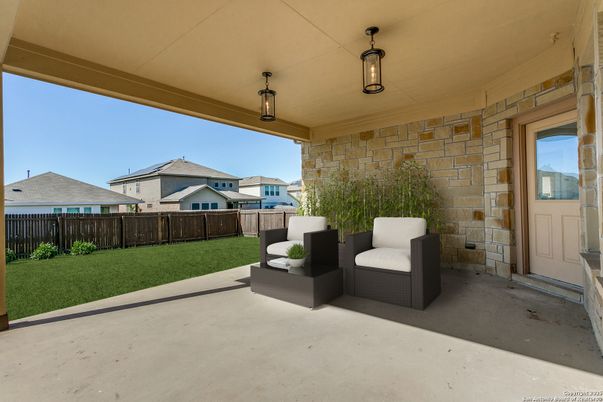 Backyard, Exterior
