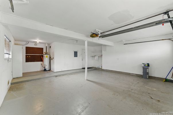 Garage, Interior