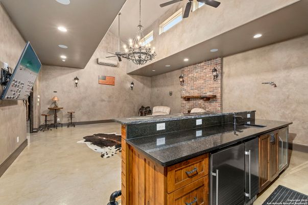 Interior, Kitchen, Pendant Lights, Recessed Lighting, Stone Walls