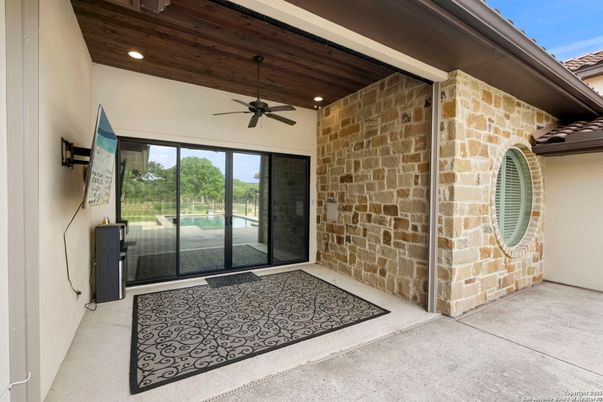 Exterior, Recessed Lighting