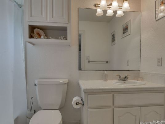 Bathroom, Interior, Tile Countertops