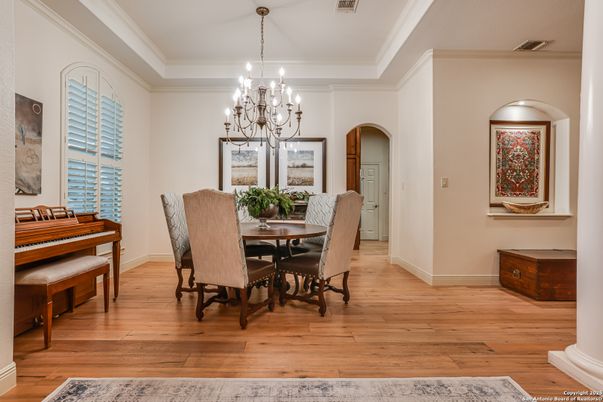 Chandelier, Dining room, Interior, Piano, Wood Texture Flooring