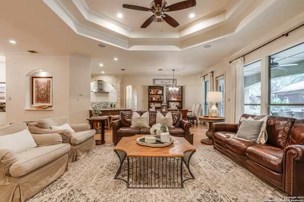 Dining room, Interior, Living room, Pendant Lights, Recessed Lighting