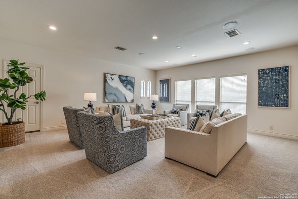 Fitness Equipment, Interior, Living room, Recessed Lighting