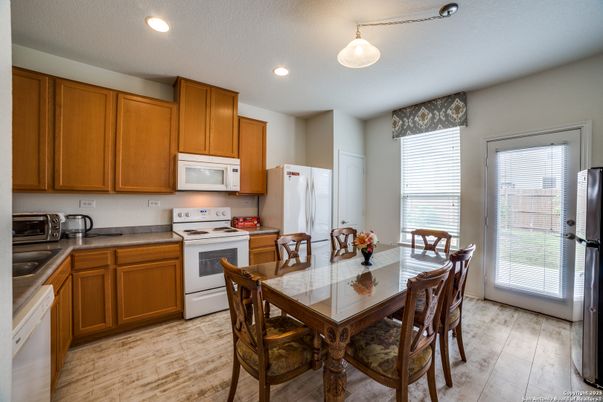 Dining room, Interior, Kitchen, Recessed Lighting, Wood Texture Flooring
