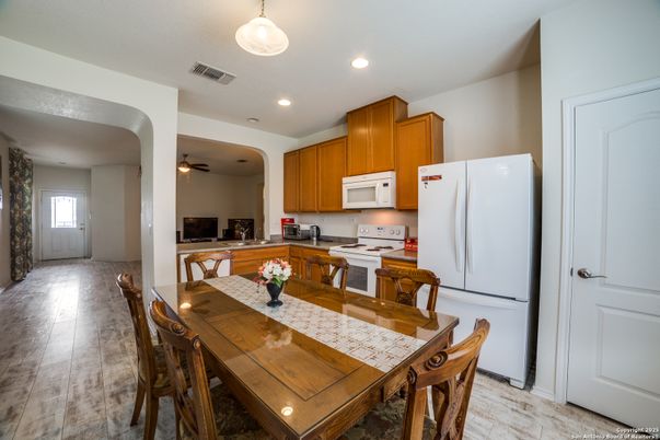 Dining room, Interior, Kitchen, Recessed Lighting