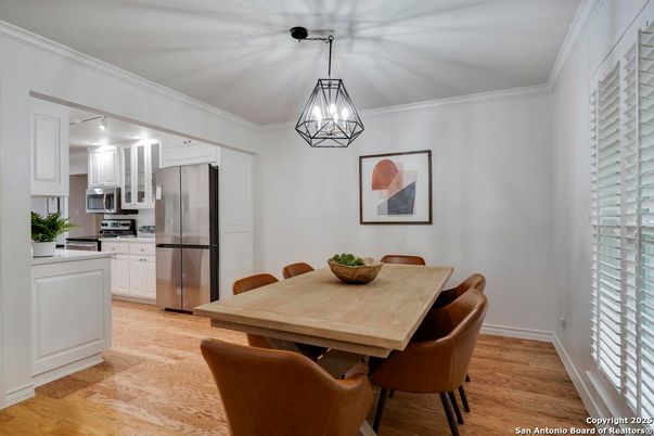 Dining room, Interior, Kitchen, Pendant Lights, Stainless Steel Appliances, Wood Texture Flooring