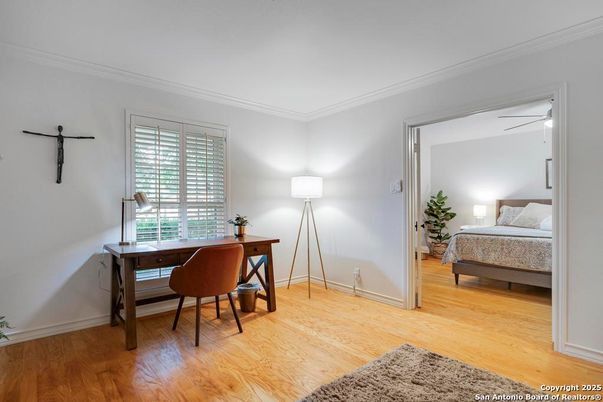 Bedroom, Home Office, Interior, Wood Texture Flooring