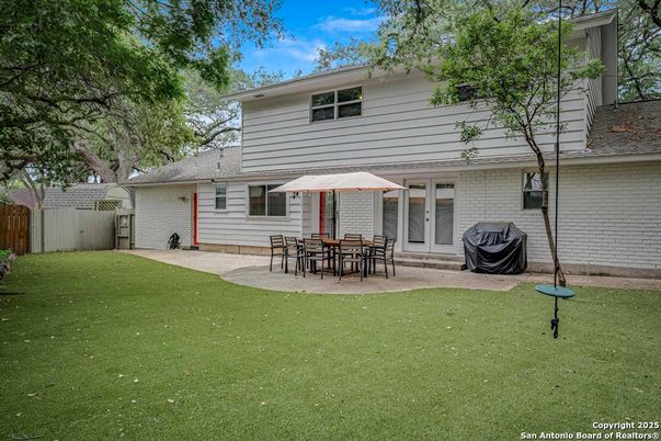 Backyard, Exterior