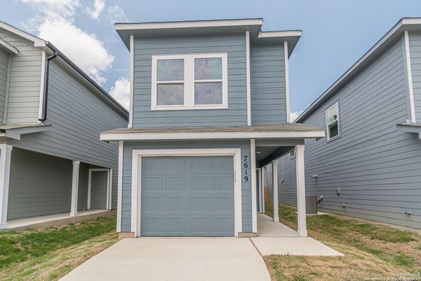 Attached, Exterior, Facade, None