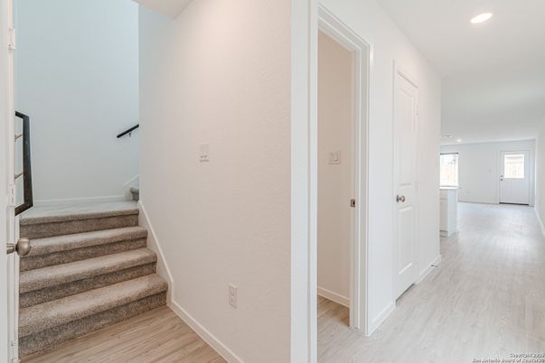 Interior, Recessed Lighting, Wood Texture Flooring