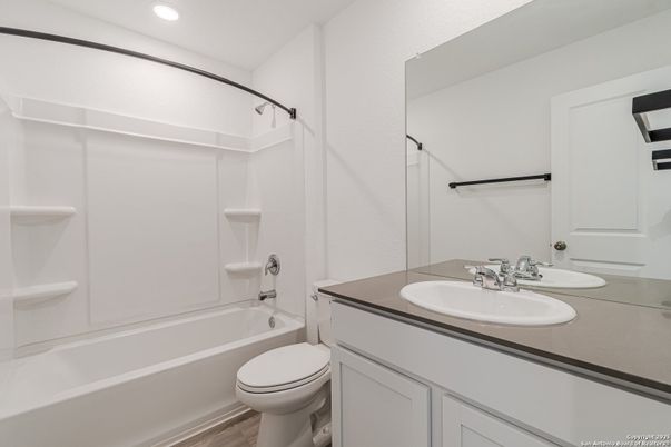Bathroom, Interior, Recessed Lighting, Wood Texture Flooring