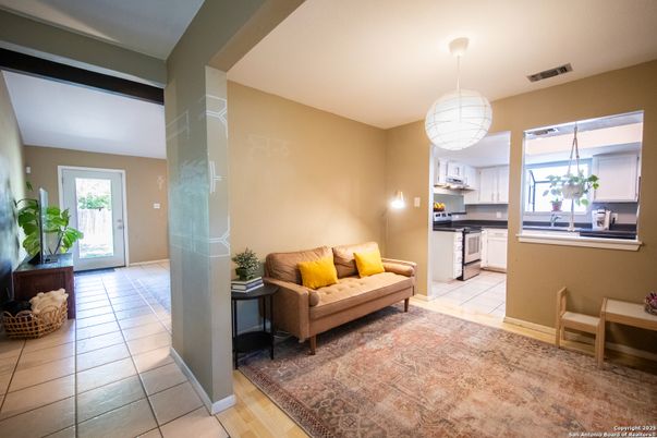 Interior, Kitchen, Pendant Lights, Wood Texture Flooring