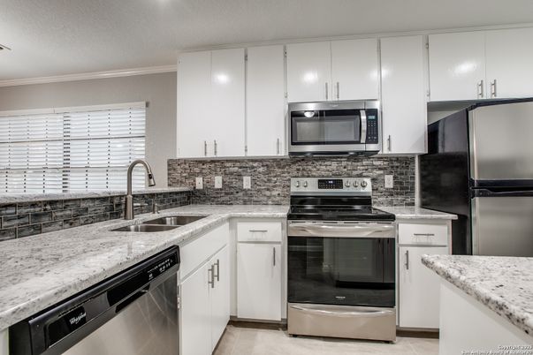 Interior, Kitchen, Stainless Steel Appliances