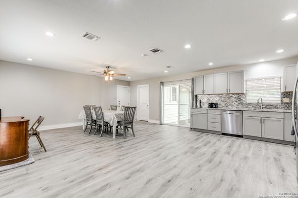 Dining room, Interior, Kitchen, Recessed Lighting, Wood Texture Flooring