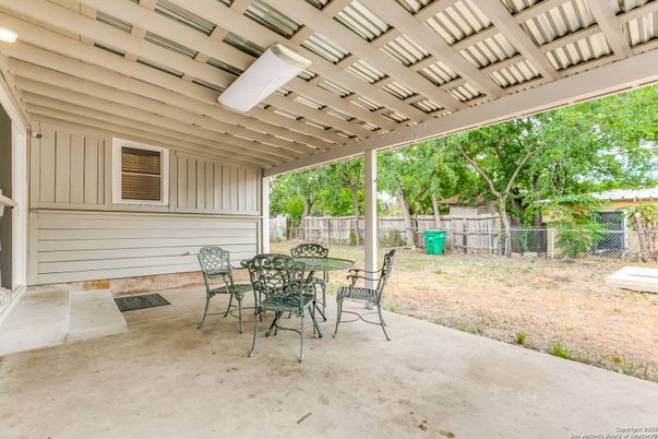 Backyard, Exterior