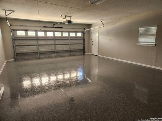 Garage, Interior