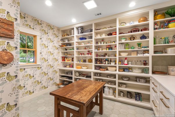 Interior, Recessed Lighting
