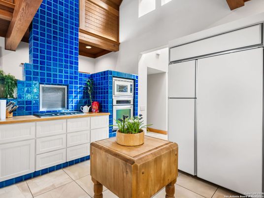 Interior, Kitchen, Recessed Lighting, Stainless Steel Appliances, Wooden Beams, Wooden Ceilings