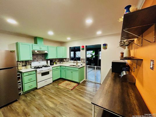 Interior, Kitchen, Recessed Lighting, Wood Texture Flooring
