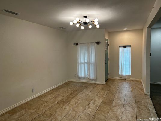 Empty room, Interior, Recessed Lighting