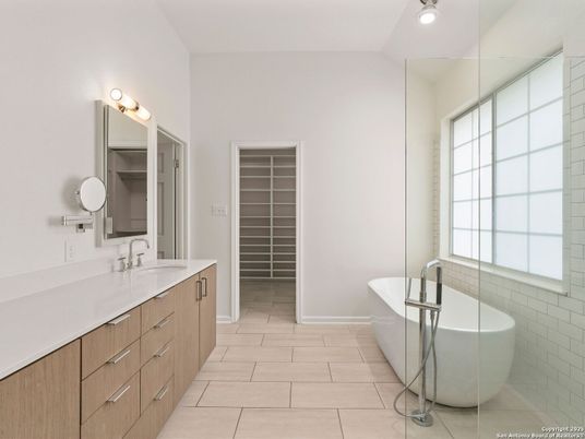 Bathroom, Dual Sink Vanities, Free Standing Baths, Interior